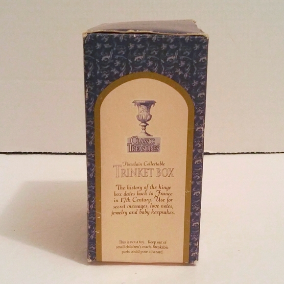 Santa and Bear Porcelain Hinged Trinket Box NIB - Picture 4 of 9